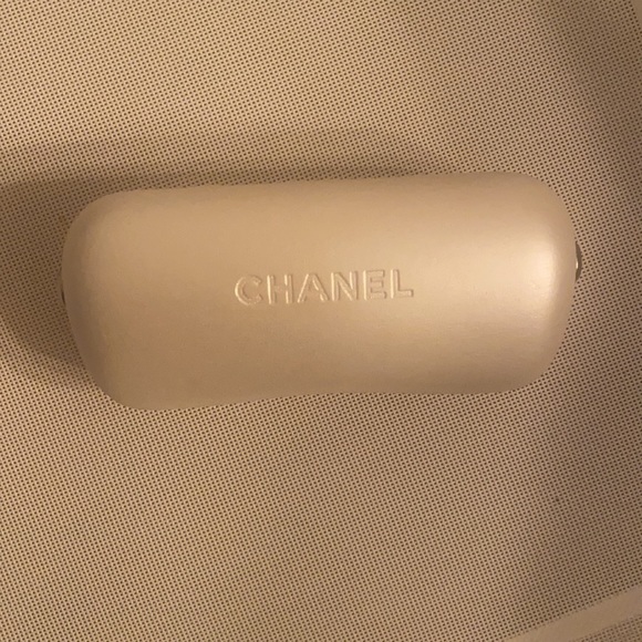 Chanel glasses - Picture 7 of 7